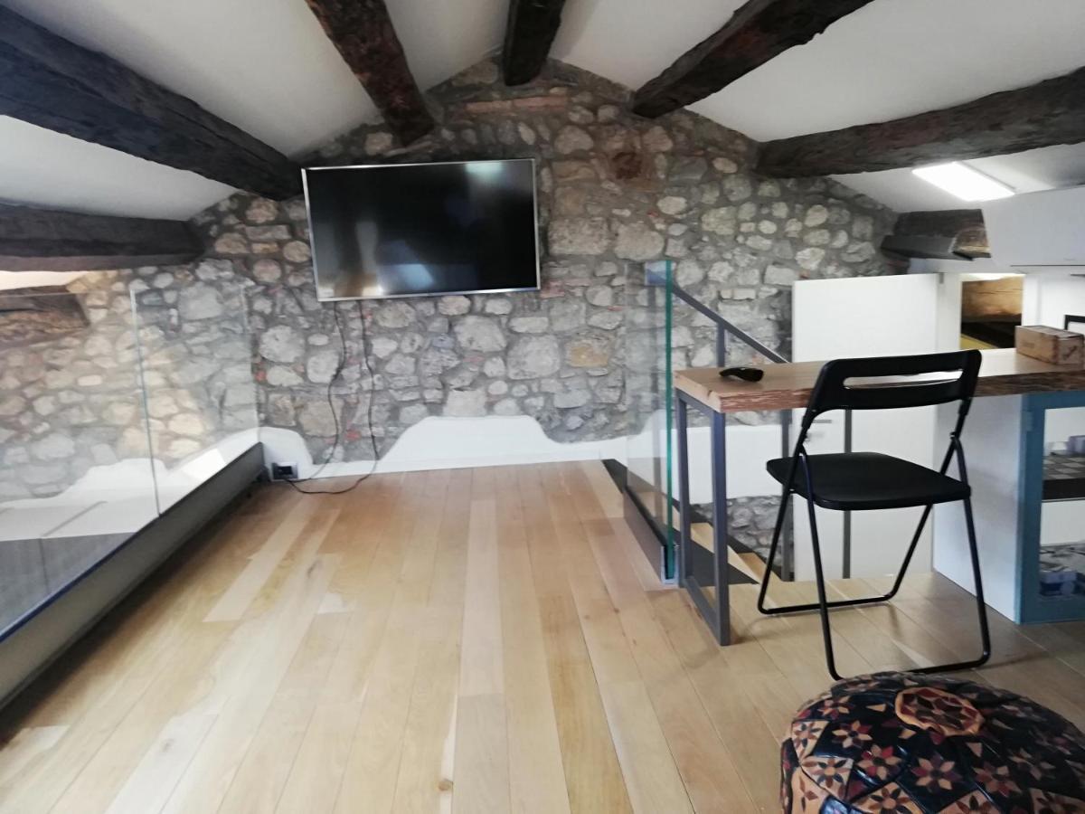 Loft In Piazza Con Soppalco Apartment Cividale Del Friuli Bagian luar foto