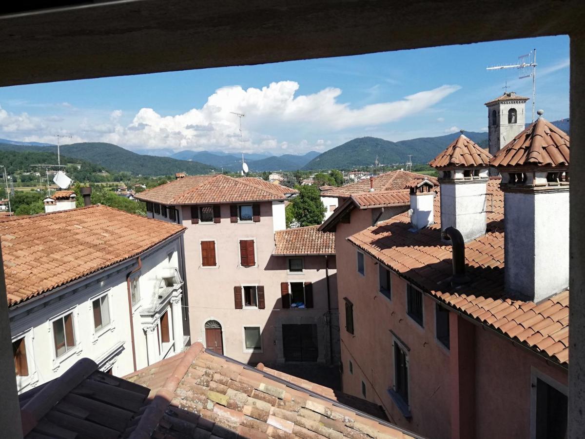 Loft In Piazza Con Soppalco Apartment Cividale Del Friuli Bagian luar foto