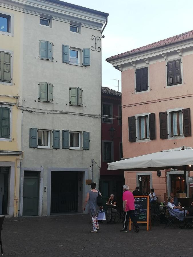 Loft In Piazza Con Soppalco Apartment Cividale Del Friuli Bagian luar foto