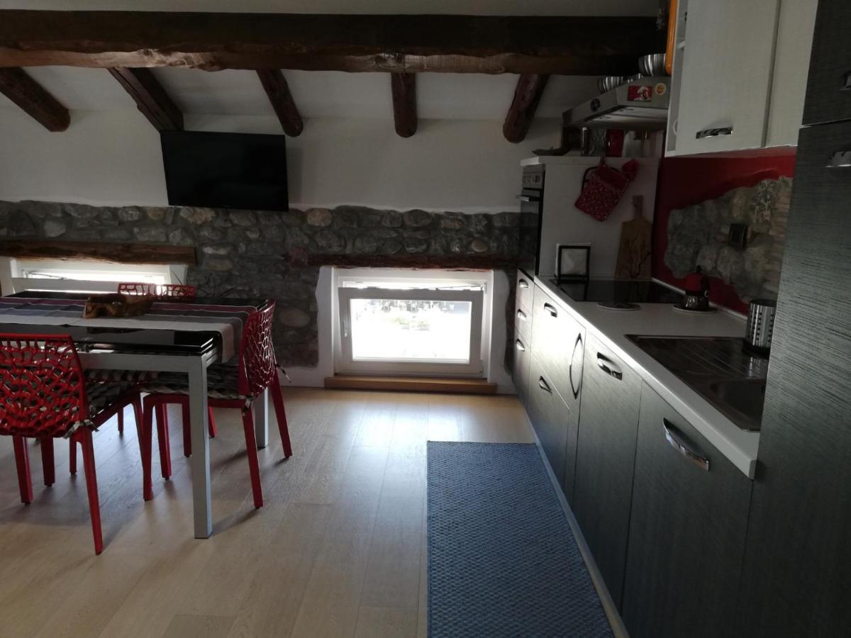 Loft In Piazza Con Soppalco Apartment Cividale Del Friuli Bagian luar foto
